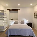 Nava