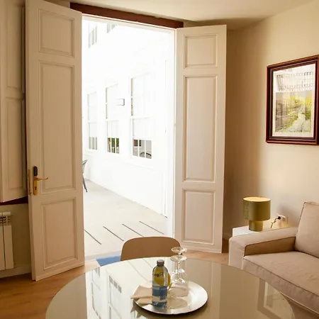 Nava Hotel 4*